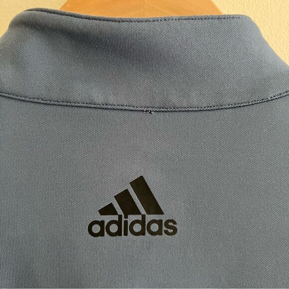 😊 3/$30
Adidas Golf half-zip Pullover 3-Stripe Sleeve Size Medium Men’s GUC - Picture 9 of 14